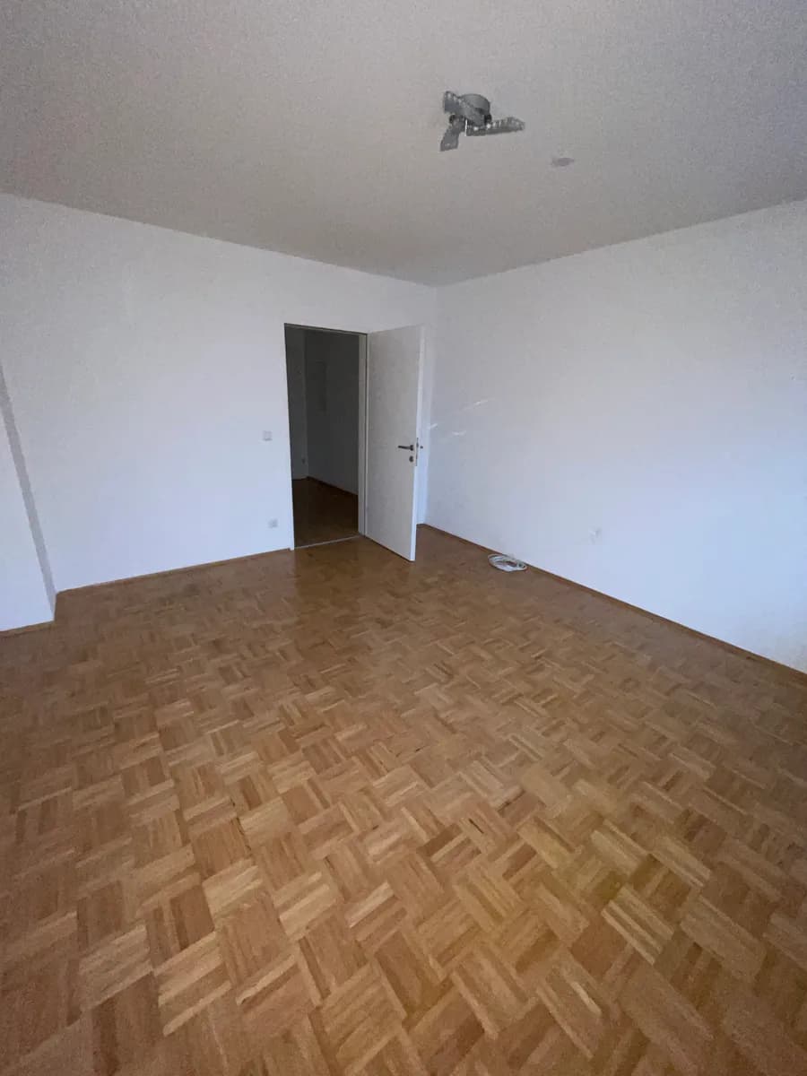 2-Zimmer-Wohnung mieten in Bruck-Mürzzuschlag – 63 m², € 793 – Bild 5 von 7