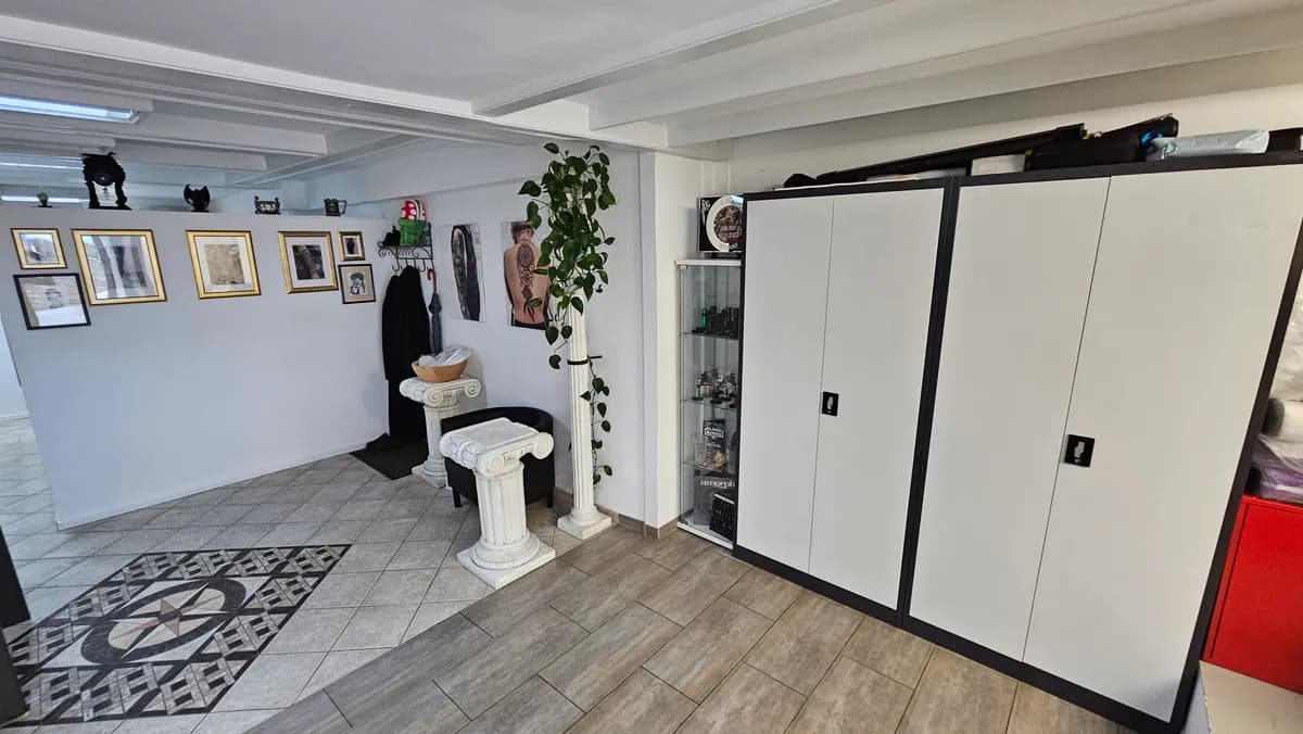 3-Zimmer-Gewerbeimmobilie mieten in Lienz – 75 m², € 935 – Bild 2 von 9