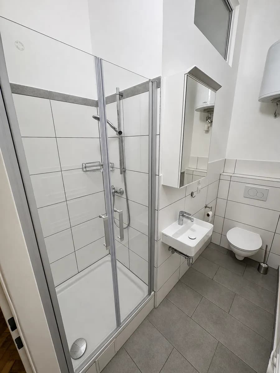 1-Zimmer-Wohnung mieten in Wien – 20 m², € 572 – Bild 12 von 13