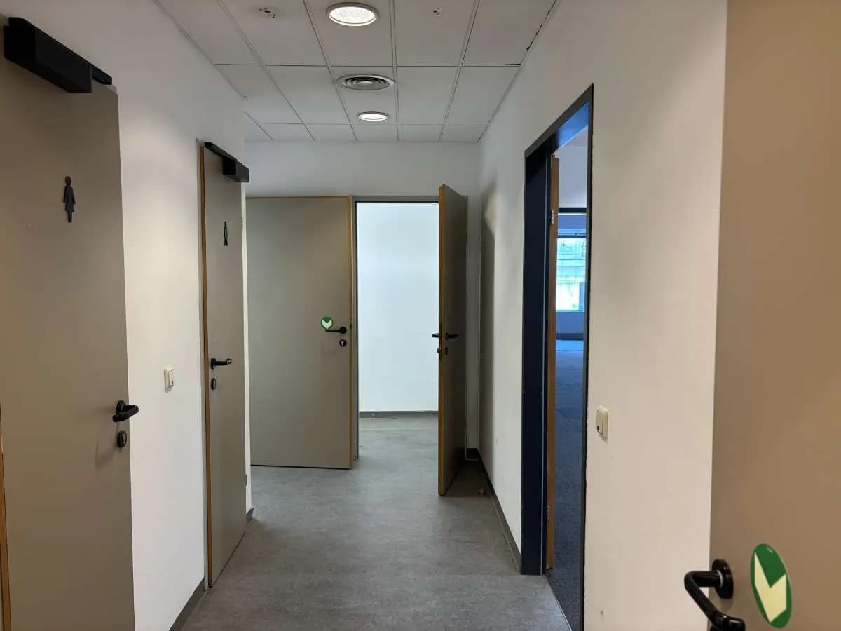Gewerbeimmobilie mieten in Wien – 378 m², € 6.868 – Bild 11 von 15