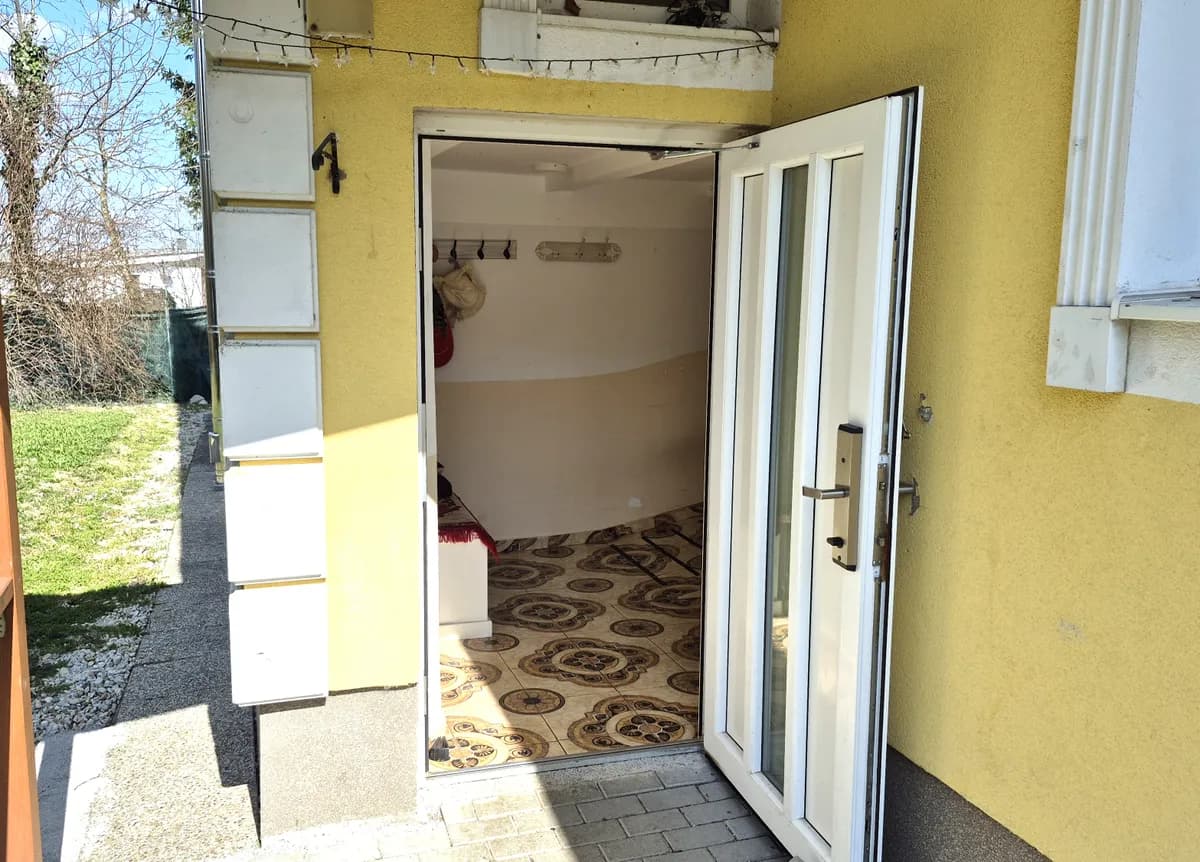 7-Zimmer-Haus kaufen in Oberpullendorf – 219 m², € 320.000 – Bild 1 von 23