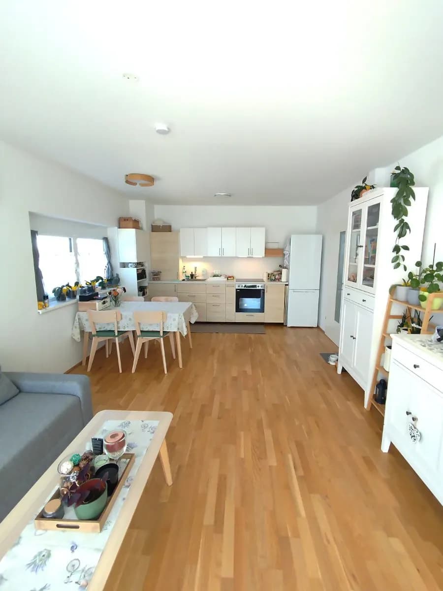 2-Zimmer-Wohnung mieten in Gmunden – 65 m², € 802 – Bild 1 von 17