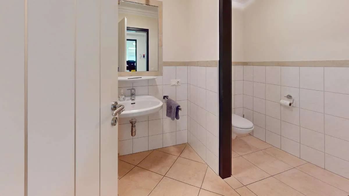 4-Zimmer-Gewerbeimmobilie kaufen in Kitzbühel – € 650.000 – Bild 9 von 10