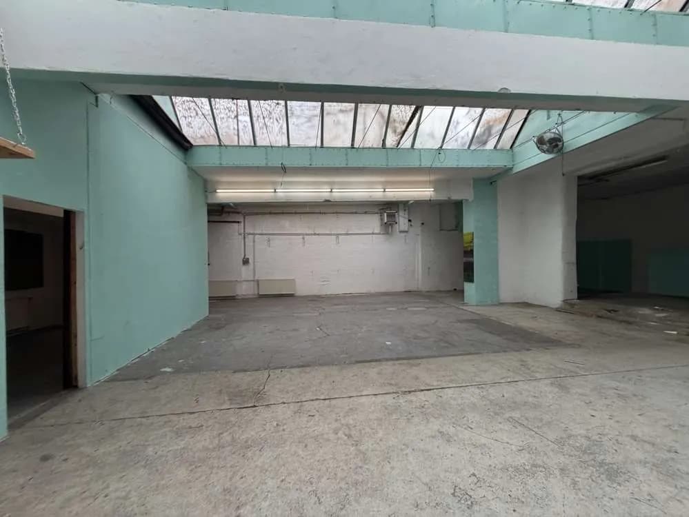 Gewerbeimmobilie mieten in Wien – 334 m², € 3.307 – Bild 4 von 9