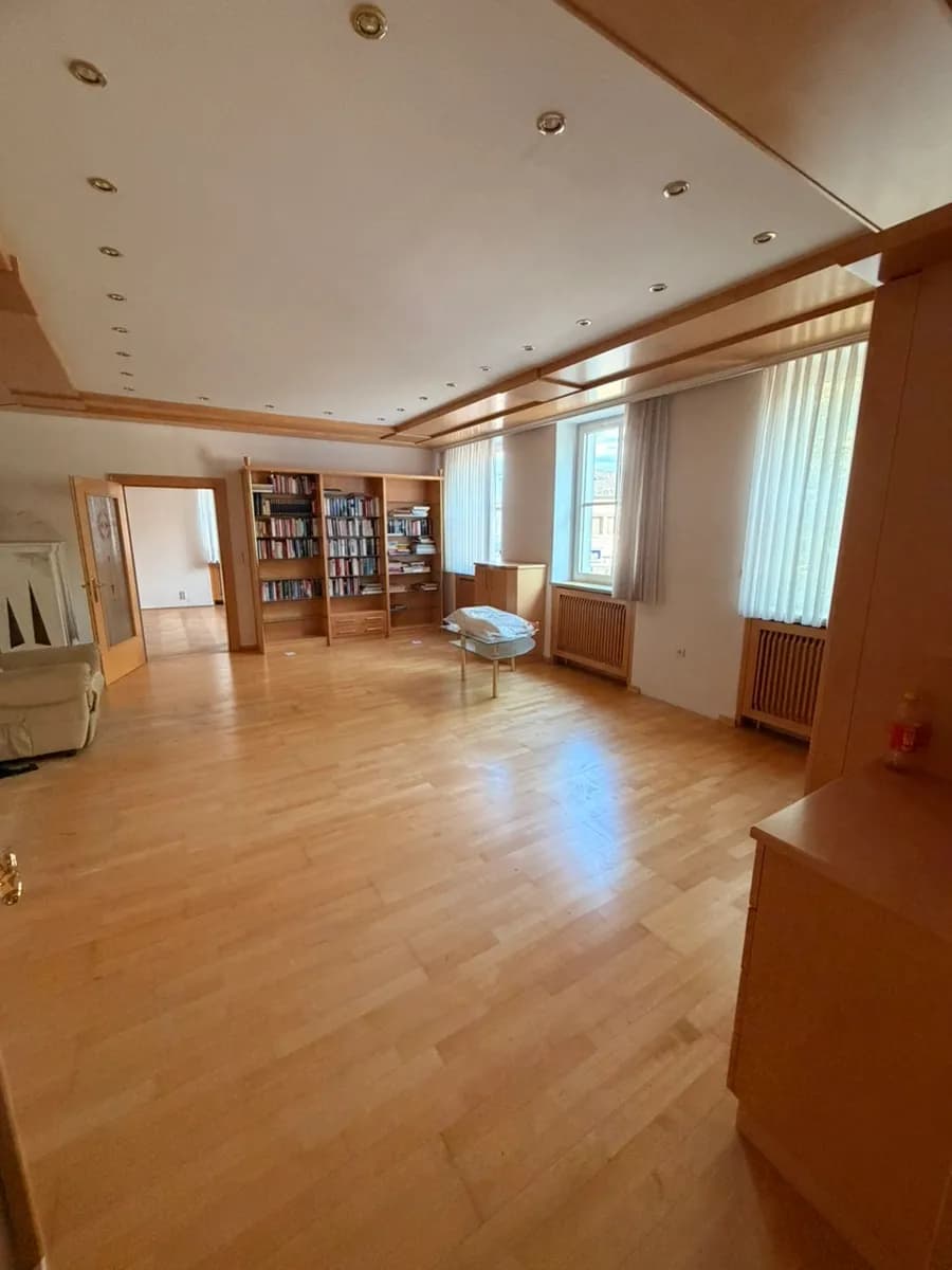 4-Zimmer-Wohnung mieten in Neunkirchen – 149 m², € 1.250 – Bild 6 von 25