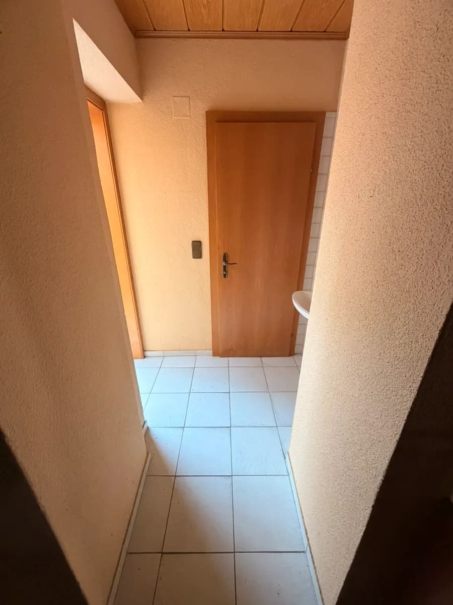 4-Zimmer-Wohnung mieten in Neunkirchen – 149 m², € 1.250 – Bild 17 von 25