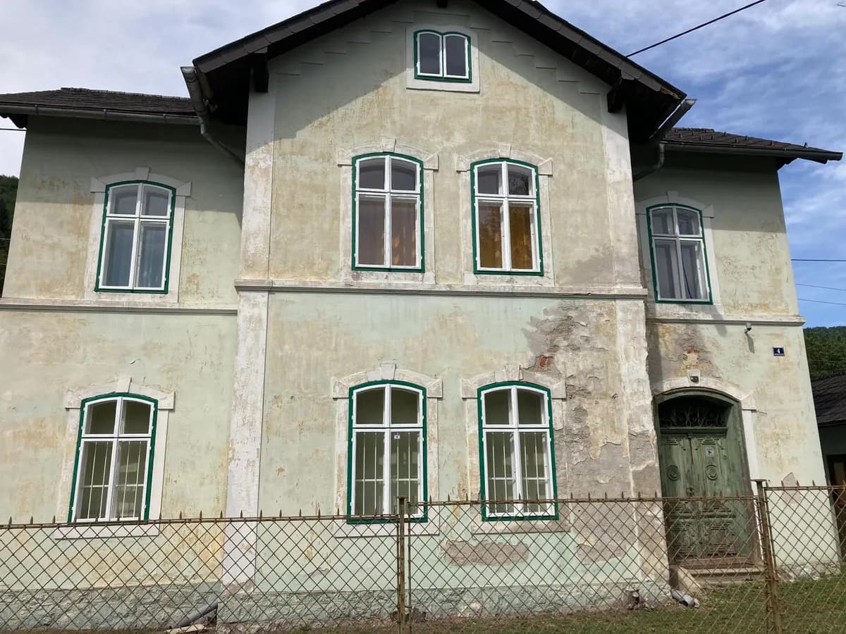 4-Zimmer-Gewerbeimmobilie kaufen in Steyr-Land – 132 m², € 118.000 – Bild 1 von 12