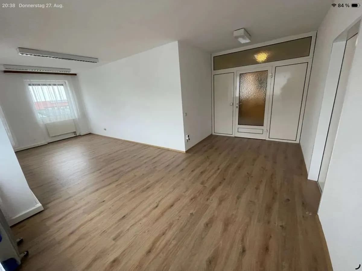 8-Zimmer-Gewerbeimmobilie mieten in Amstetten – 150 m², € 990 – Bild 8 von 21
