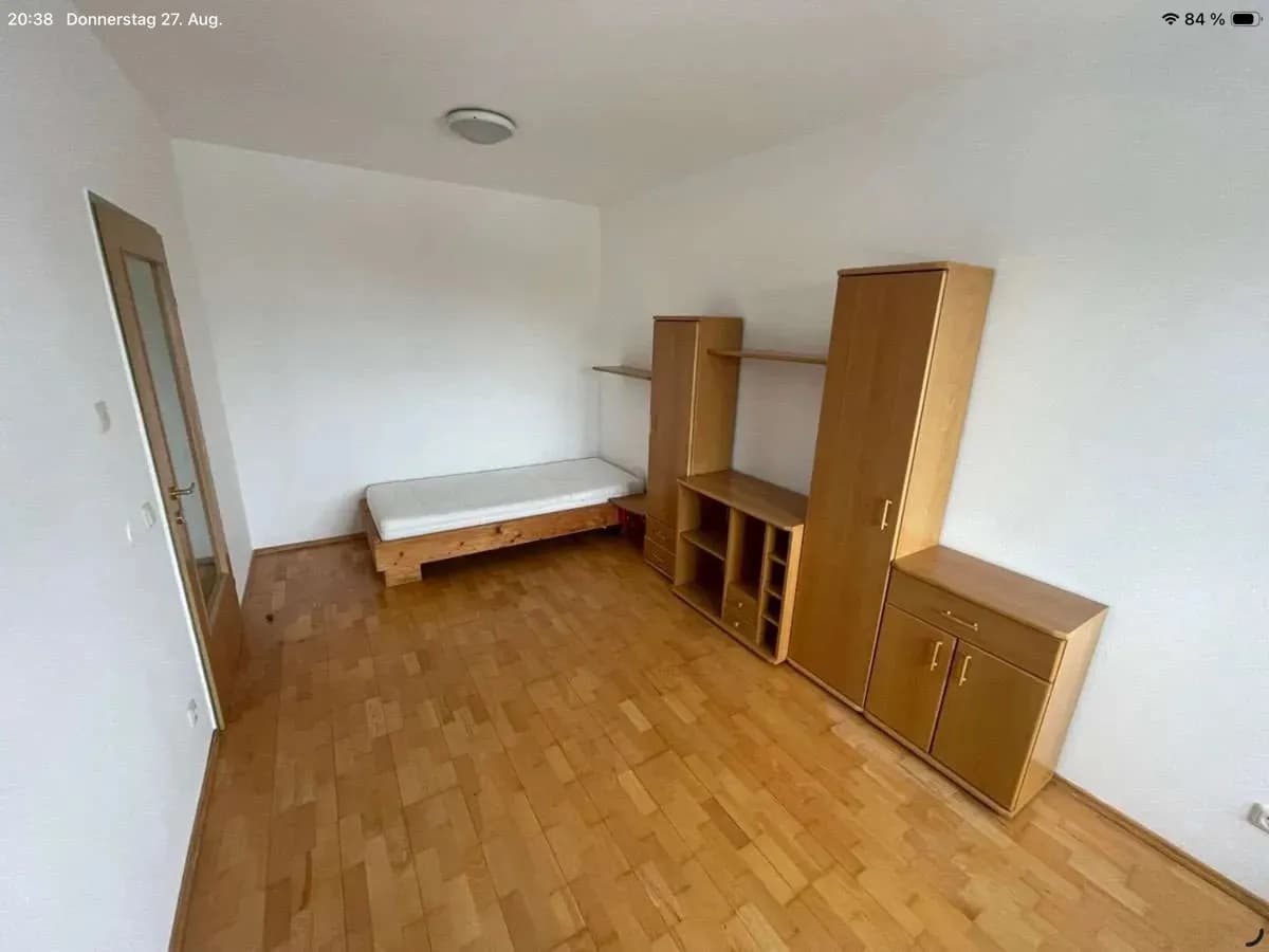 8-Zimmer-Gewerbeimmobilie mieten in Amstetten – 150 m², € 990 – Bild 20 von 21