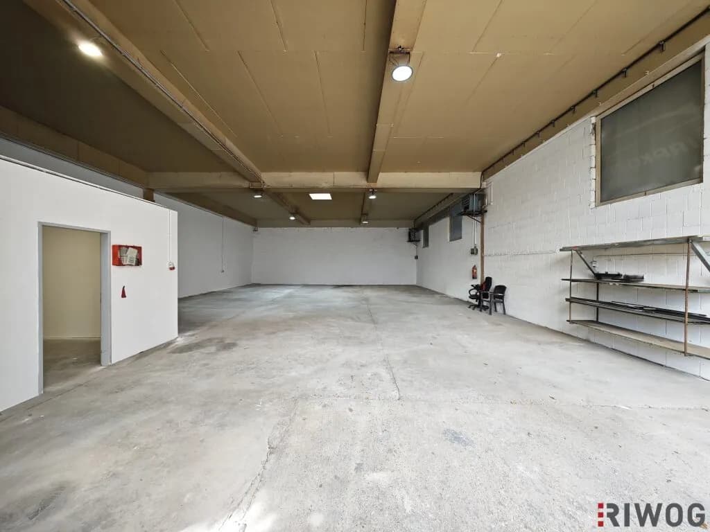 Gewerbeimmobilie mieten in Gänserndorf – 243 m², € 1.557 – Bild 1 von 8