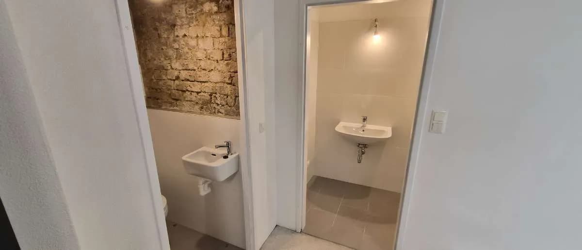 2-Zimmer-Gewerbeimmobilie mieten in Wien – 144 m², € 2.249 – Bild 9 von 14