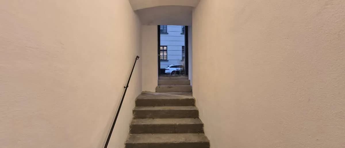 2-Zimmer-Gewerbeimmobilie mieten in Wien – 144 m², € 2.249 – Bild 12 von 14