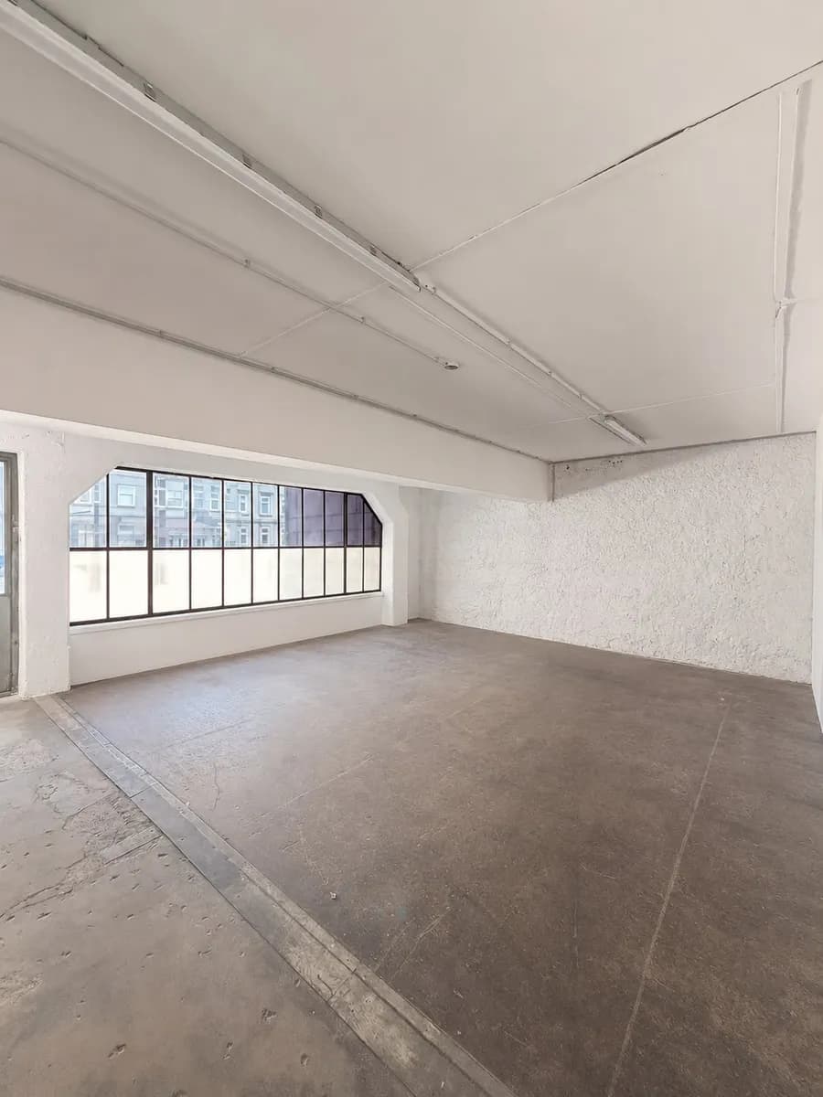 Gewerbeimmobilie mieten in Hallein – 52 m², € 11 – Bild 1 von 3