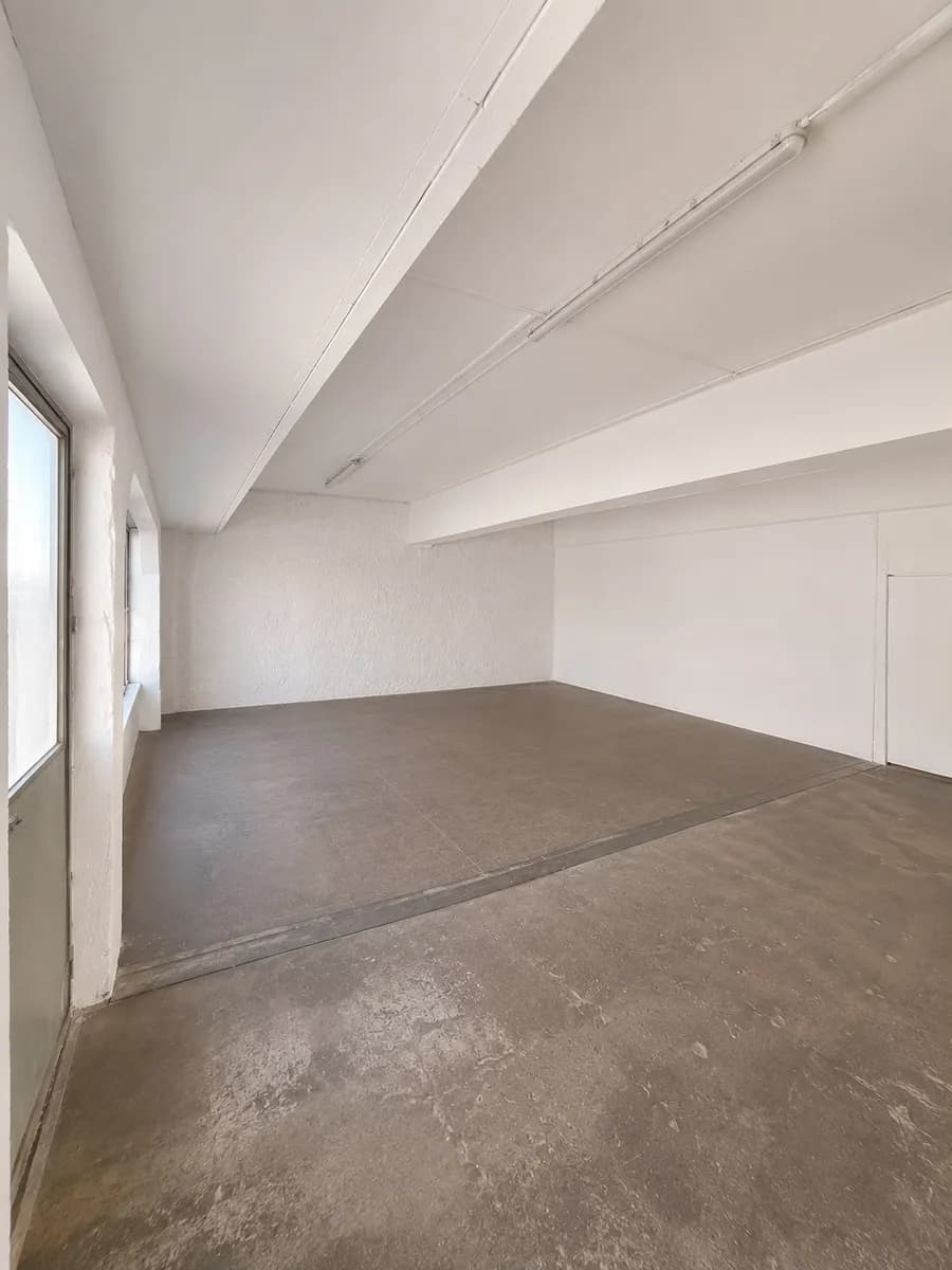 Gewerbeimmobilie mieten in Hallein – 52 m², € 11 – Bild 2 von 3