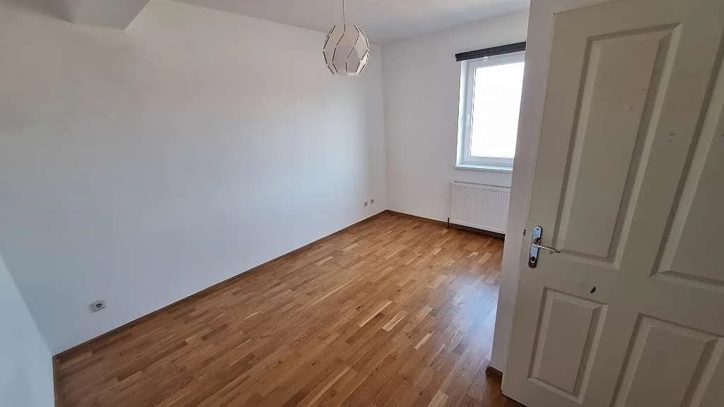 5-Zimmer-Haus mieten in Bruck an der Leitha – 135 m², € 1.850 – Bild 12 von 31