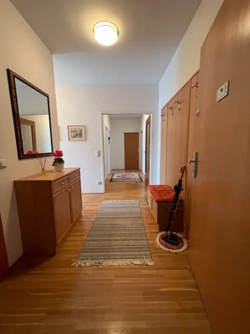 3-Zimmer-Wohnung mieten in Linz – 82 m², € 1.186 – Bild 2 von 8