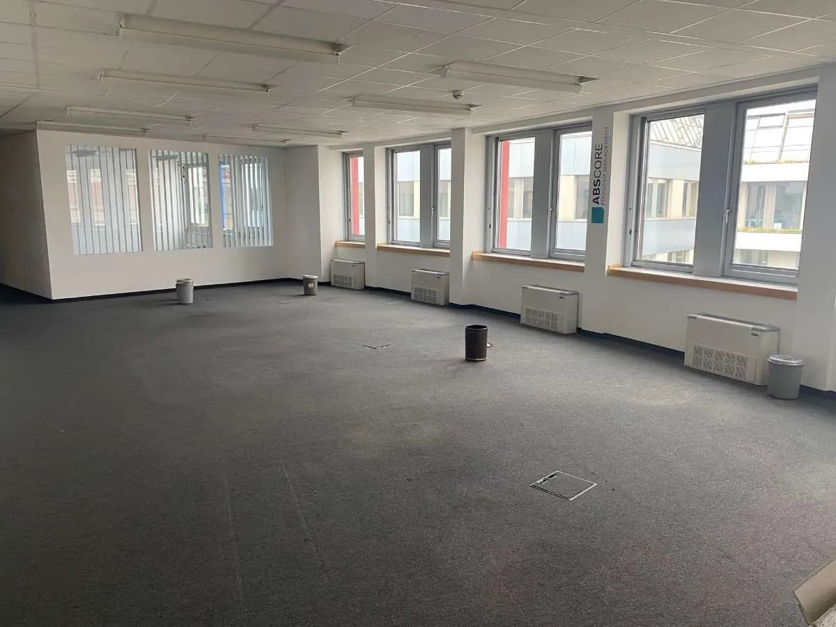 Gewerbeimmobilie mieten in Wien – 3 386 m², € 59.255 – Bild 7 von 9