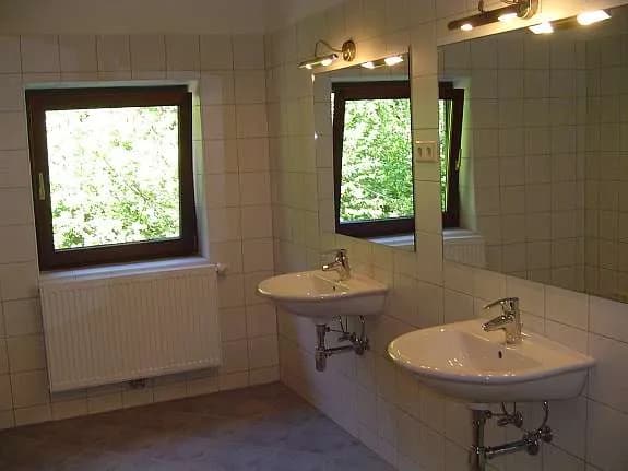 Gewerbeimmobilie mieten in Südoststeiermark – 200 m², € 1.050 – Bild 10 von 12