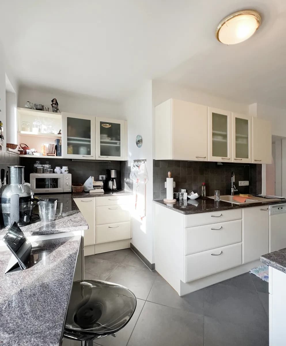 10-Zimmer-Gewerbeimmobilie kaufen in Klagenfurt Land – 255 m², € 890.000 – Bild 4 von 9