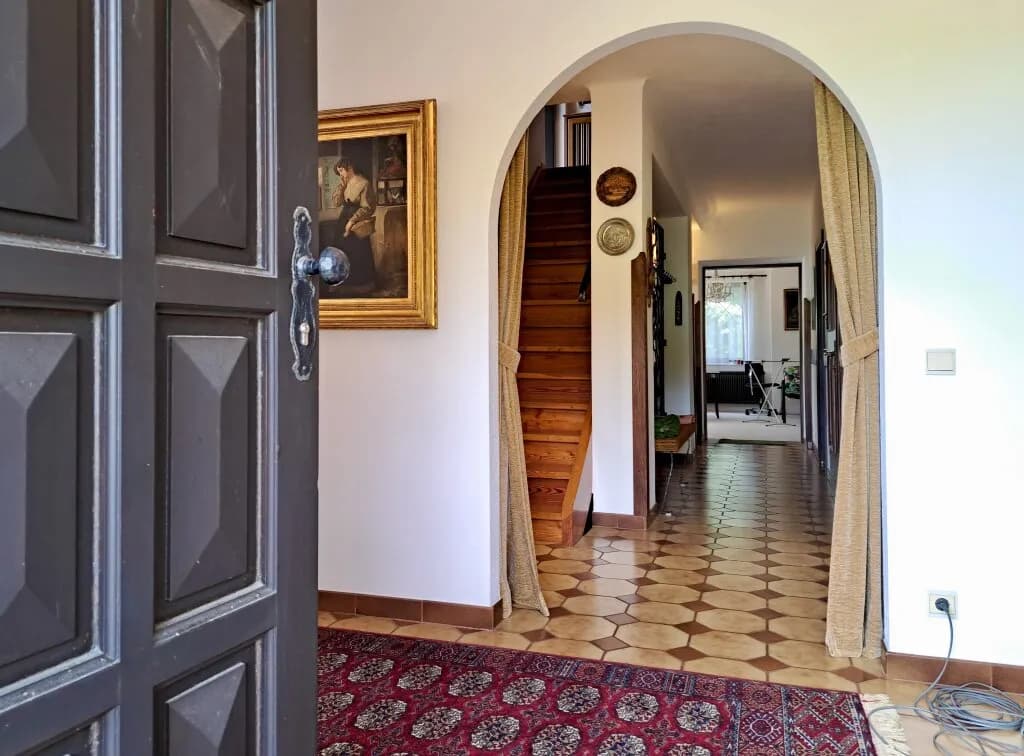 8-Zimmer-Haus kaufen in Neunkirchen – 382 m², € 499.000 – Bild 4 von 26