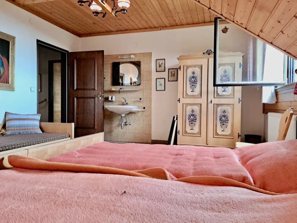8-Zimmer-Haus kaufen in Neunkirchen – 382 m², € 499.000 – Bild 8 von 26