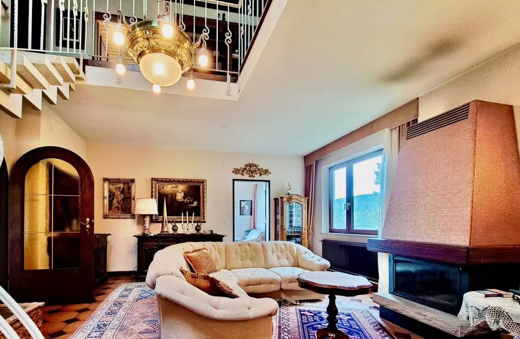 8-Zimmer-Haus kaufen in Neunkirchen – 382 m², € 499.000 – Bild 18 von 26