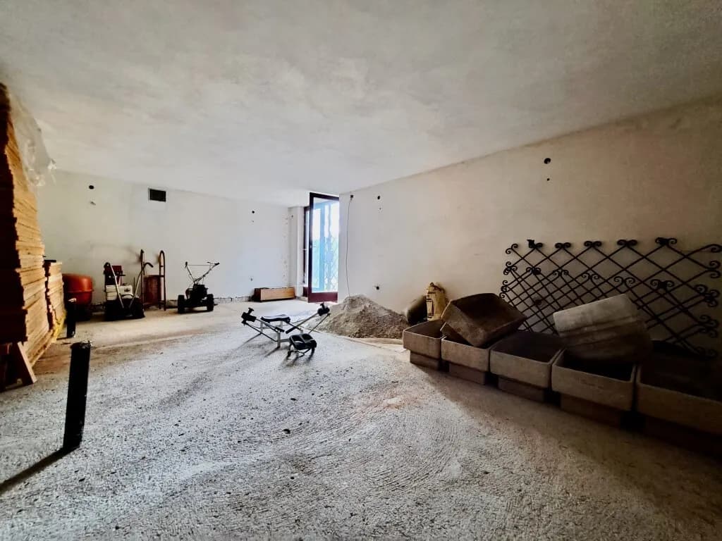 8-Zimmer-Haus kaufen in Neunkirchen – 382 m², € 499.000 – Bild 20 von 26