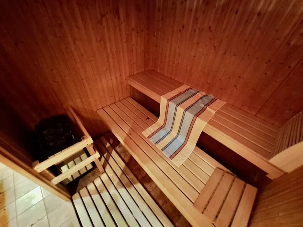 8-Zimmer-Haus kaufen in Neunkirchen – 382 m², € 499.000 – Bild 21 von 26