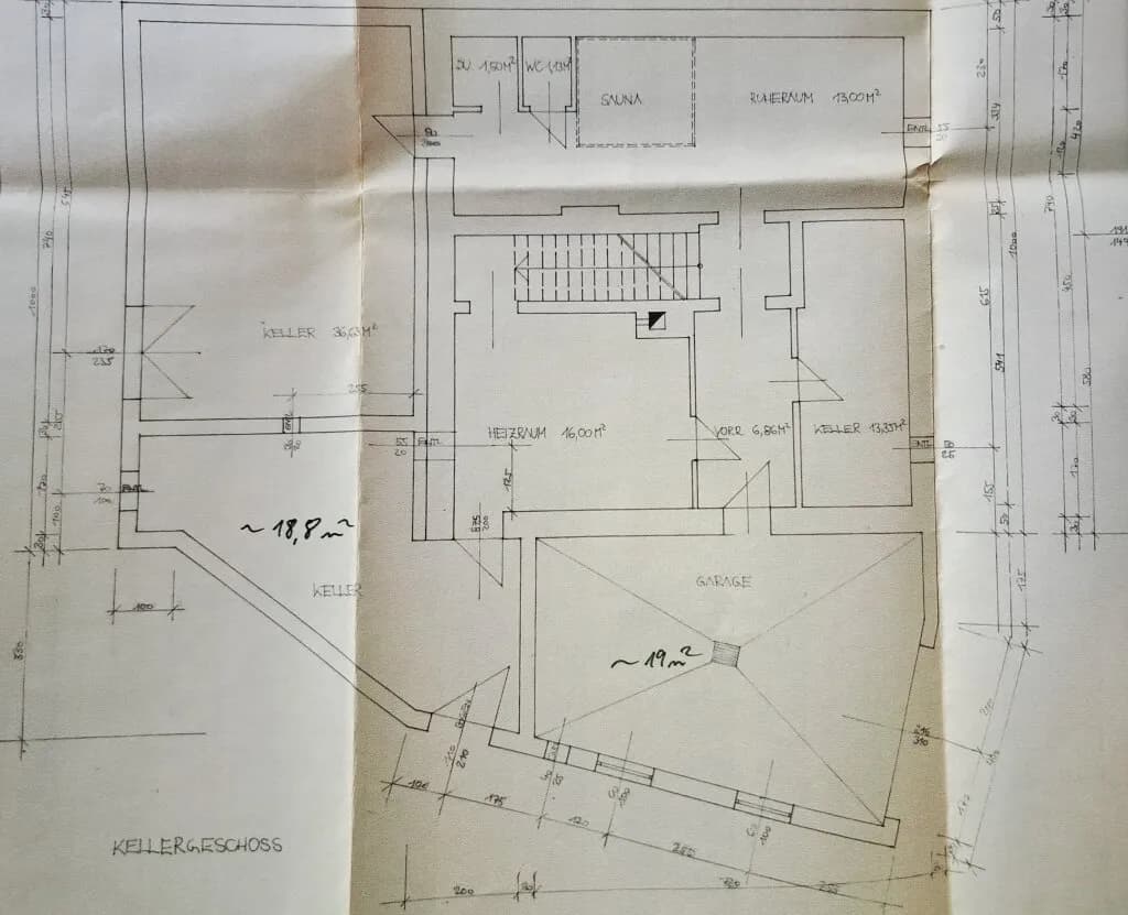 8-Zimmer-Haus kaufen in Neunkirchen – 382 m², € 499.000 – Bild 23 von 26