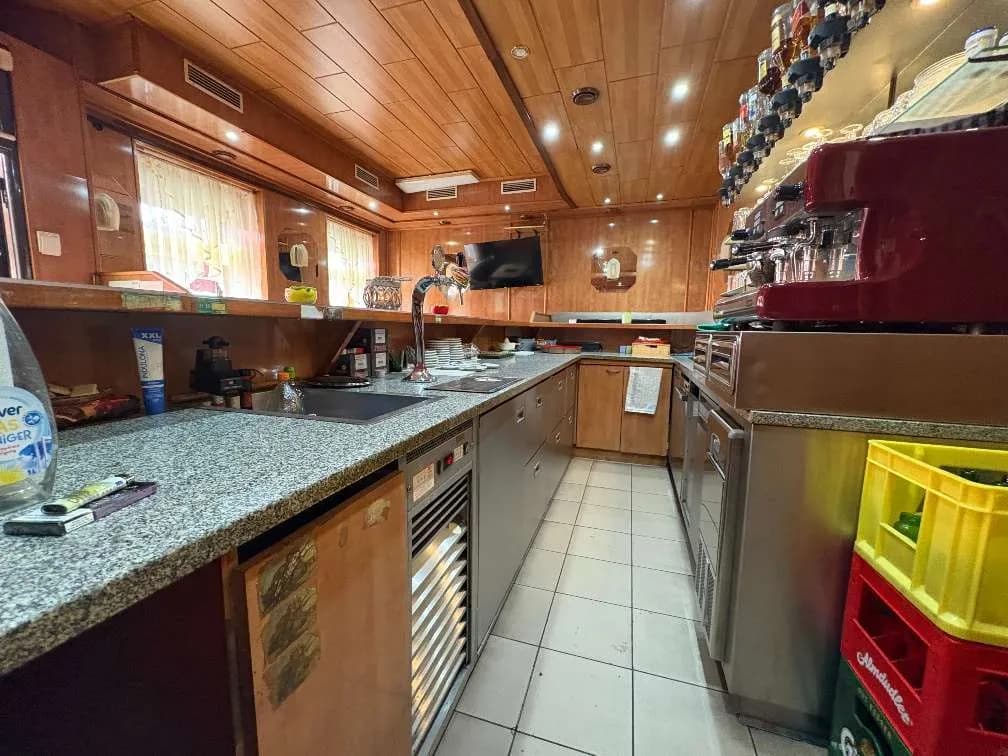Gewerbeimmobilie mieten in Wien – 140 m², € 1.200 – Bild 9 von 28