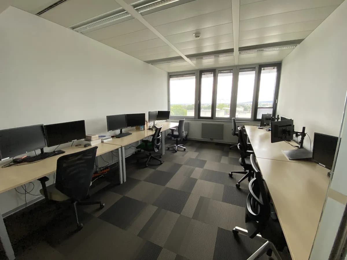 Gewerbeimmobilie mieten in Wien – 377 m², € 8.332