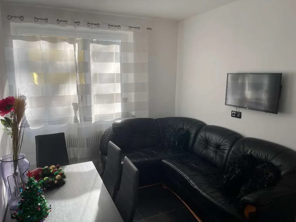 1-Zimmer-Wohnung mieten in Wien – 44 m², € 950 – Bild 3 von 40