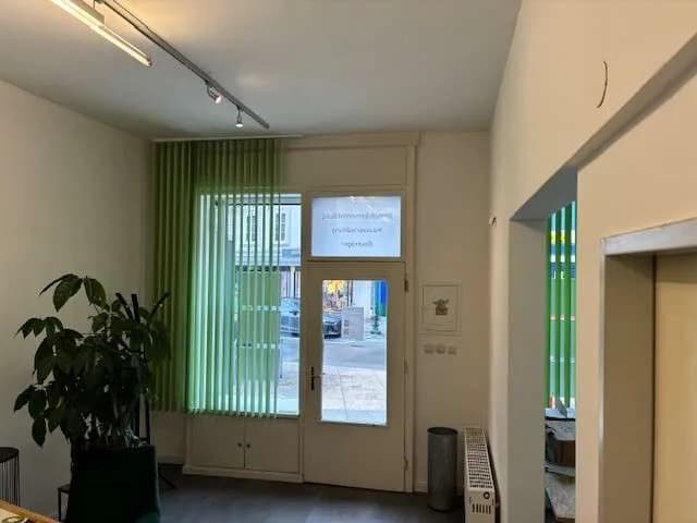 Gewerbeimmobilie mieten in Gmunden – 53 m², € 1.600 – Bild 3 von 6