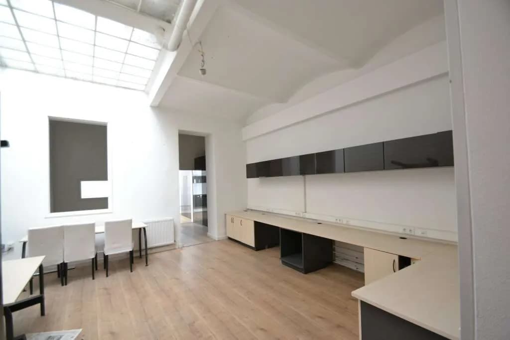 5-Zimmer-Gewerbeimmobilie mieten in Wien – 126 m², € 1.749 – Bild 10 von 15