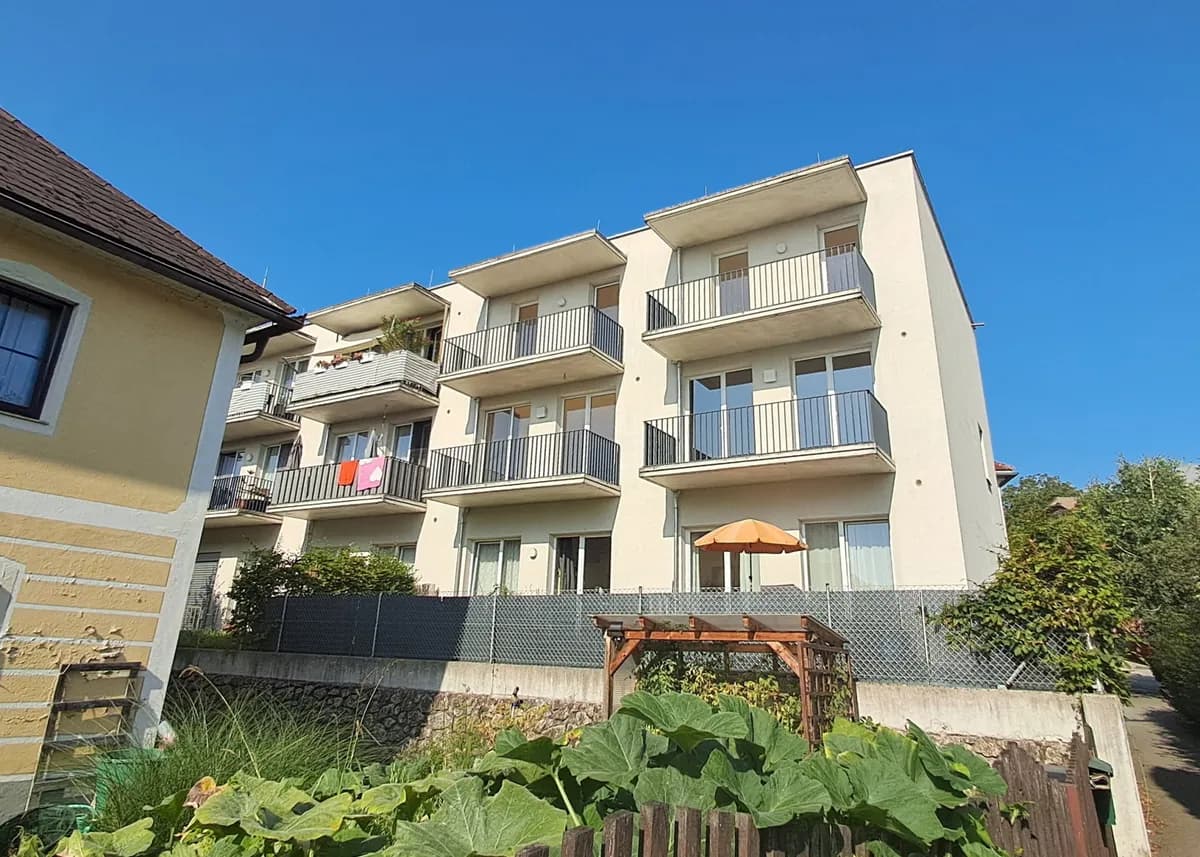 1-Zimmer-Gewerbeimmobilie mieten in Amstetten – 117,62 m², € 1.075 – Bild 4 von 11