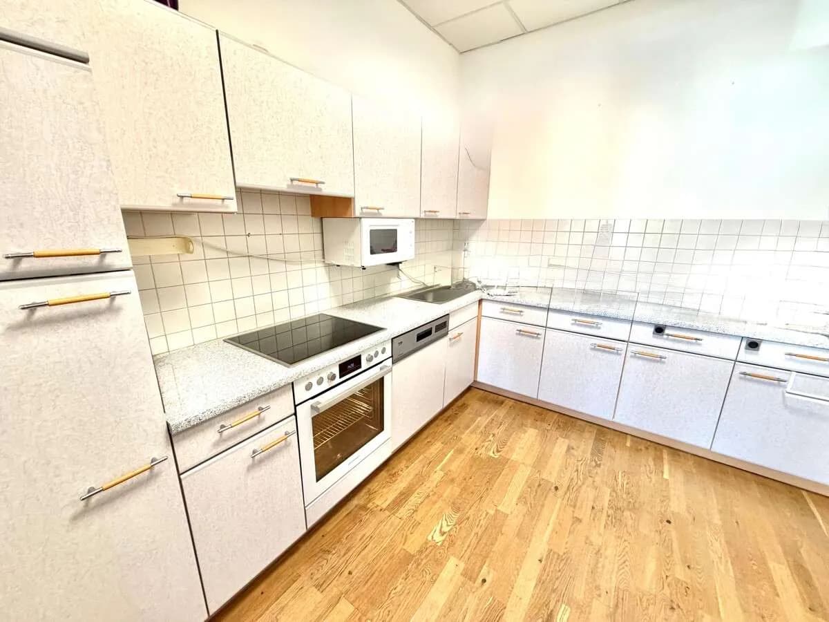 Gewerbeimmobilie mieten in Wien – 261 m², € 10 – Bild 6 von 7