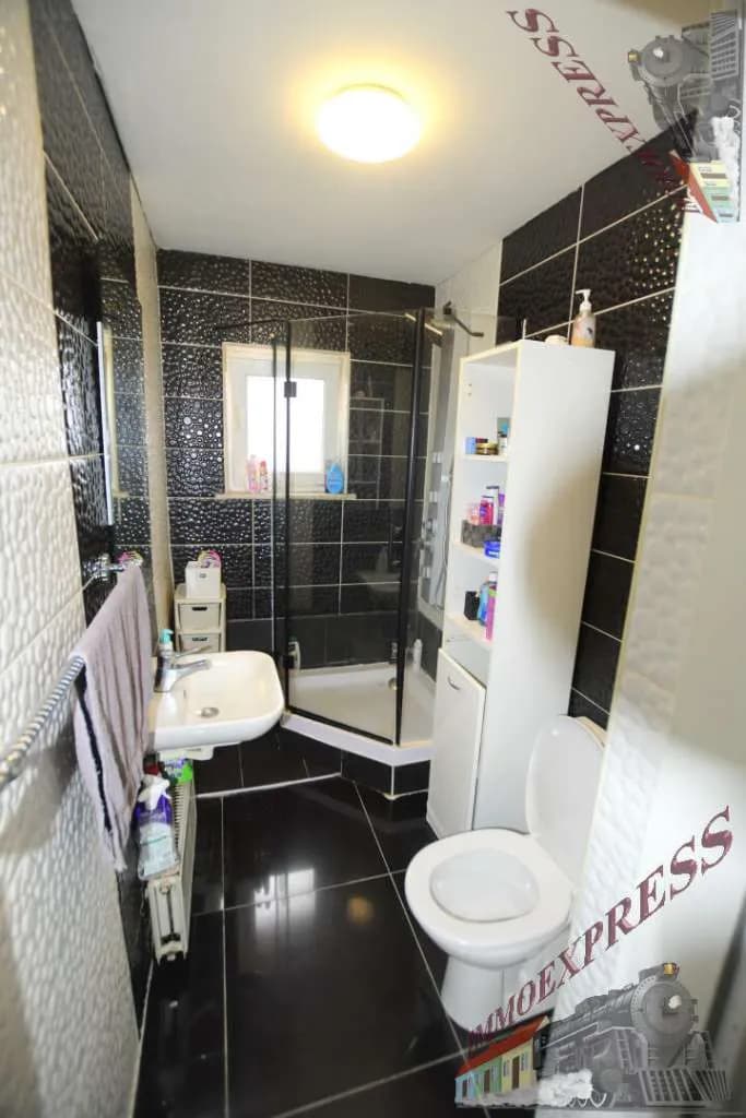 10-Zimmer-Gewerbeimmobilie kaufen in Gänserndorf – 360 m², € 1.299.000 – Bild 19 von 30
