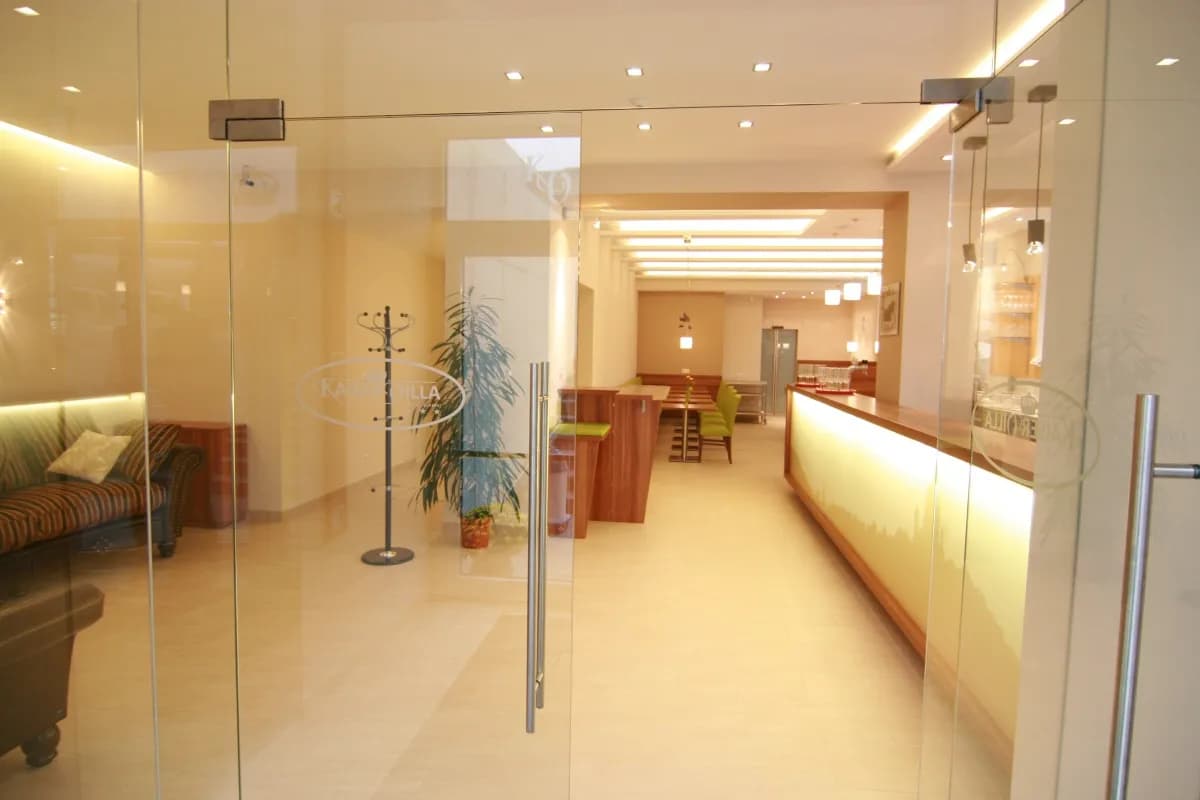 Gewerbeimmobilie kaufen in Baden – 749 m², € 1.920.000 – Bild 3 von 20