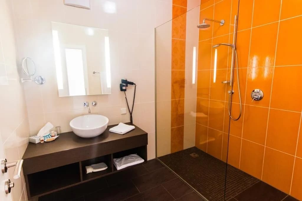 Gewerbeimmobilie kaufen in Baden – 749 m², € 1.920.000 – Bild 9 von 20