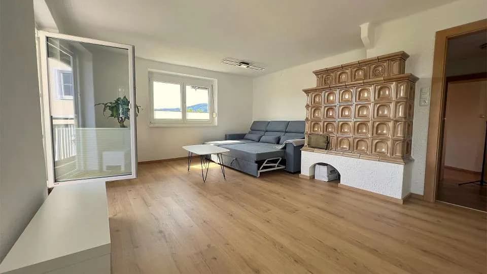 4-Zimmer-Wohnung mieten in Vöcklabruck – 98 m², € 1.280 – Bild 1 von 8