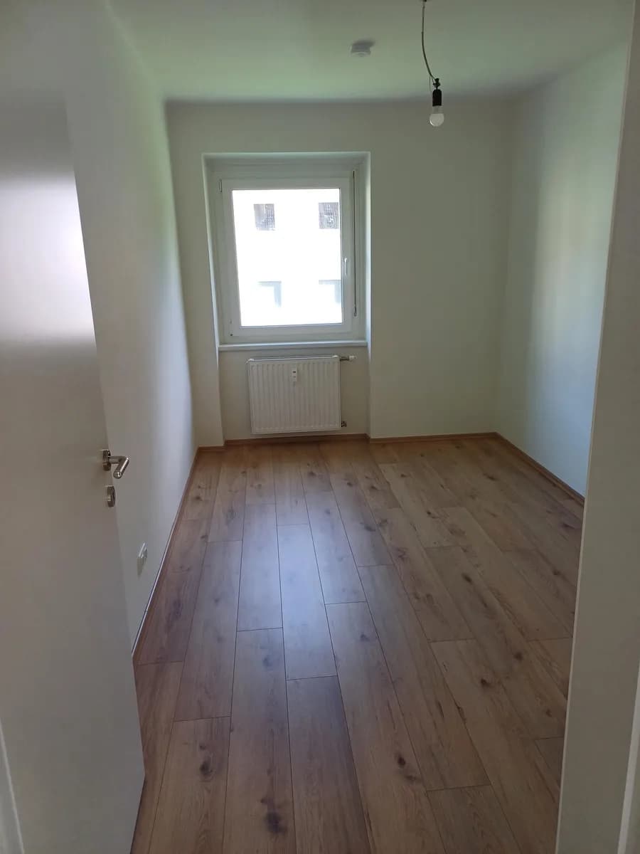 Wohnung mieten in Bruck-Mürzzuschlag – 62,5 m², € 530 – Bild 2 von 7