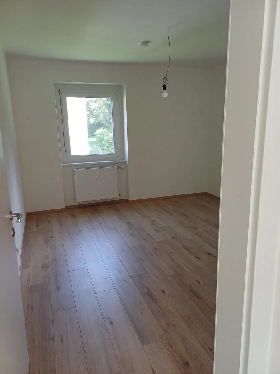 Wohnung mieten in Bruck-Mürzzuschlag – 62,5 m², € 530 – Bild 4 von 7