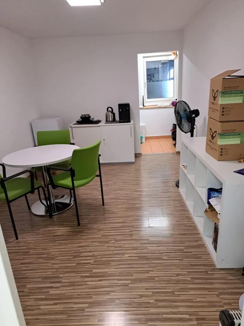 2-Zimmer-Gewerbeimmobilie mieten in Wels – 58 m², € 1.350 – Bild 6 von 14