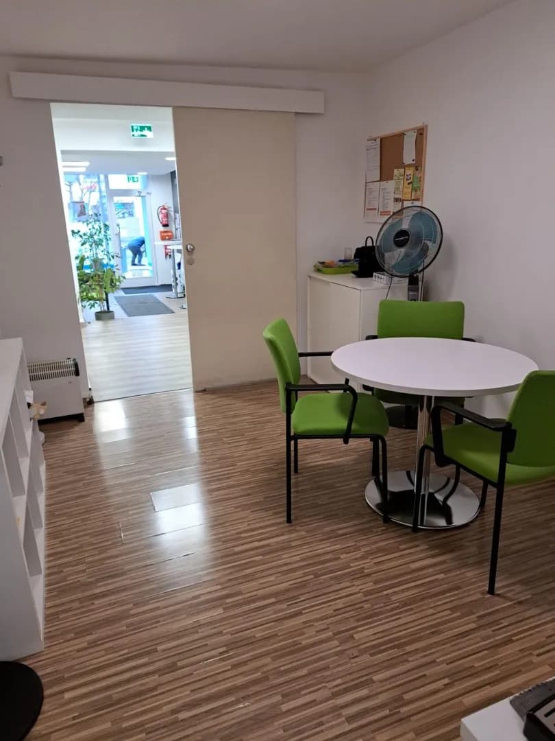 2-Zimmer-Gewerbeimmobilie mieten in Wels – 58 m², € 1.350 – Bild 14 von 14