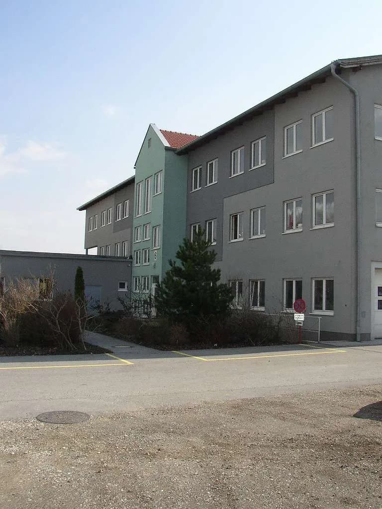 Gewerbeimmobilie mieten in Korneuburg – 407 m²
