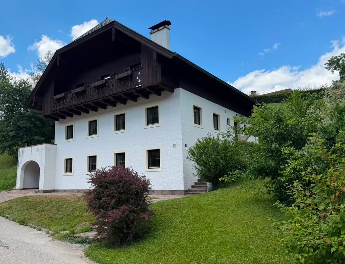 7-Zimmer-Haus mieten in Salzburg-Umgebung – 151 m², € 2.854 – Bild 1 von 31