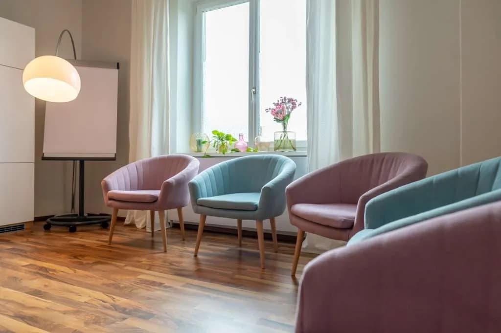 4-Zimmer-Gewerbeimmobilie mieten in Vöcklabruck – 20 m², € 350 – Bild 7 von 10
