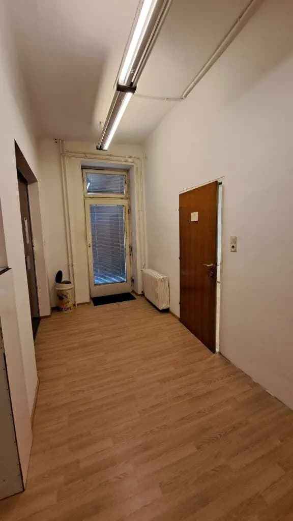 2-Zimmer-Gewerbeimmobilie mieten in Wien – 56 m², € 835 – Bild 6 von 9