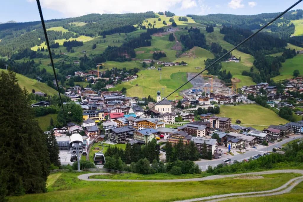 Grundstück kaufen in Zell am See – 500 m², € 725.000