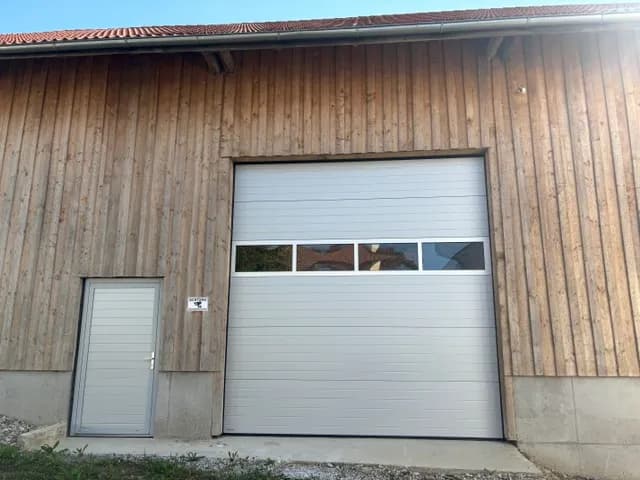 Gewerbeimmobilie mieten in Ried im Innkreis – 222 m², € 5 – Bild 2 von 10